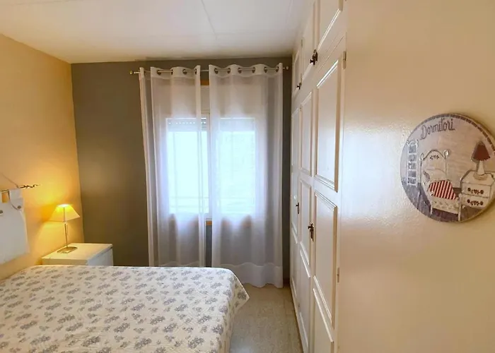 Ams136 Apartment