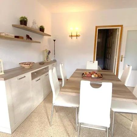Ams136 Apartment *